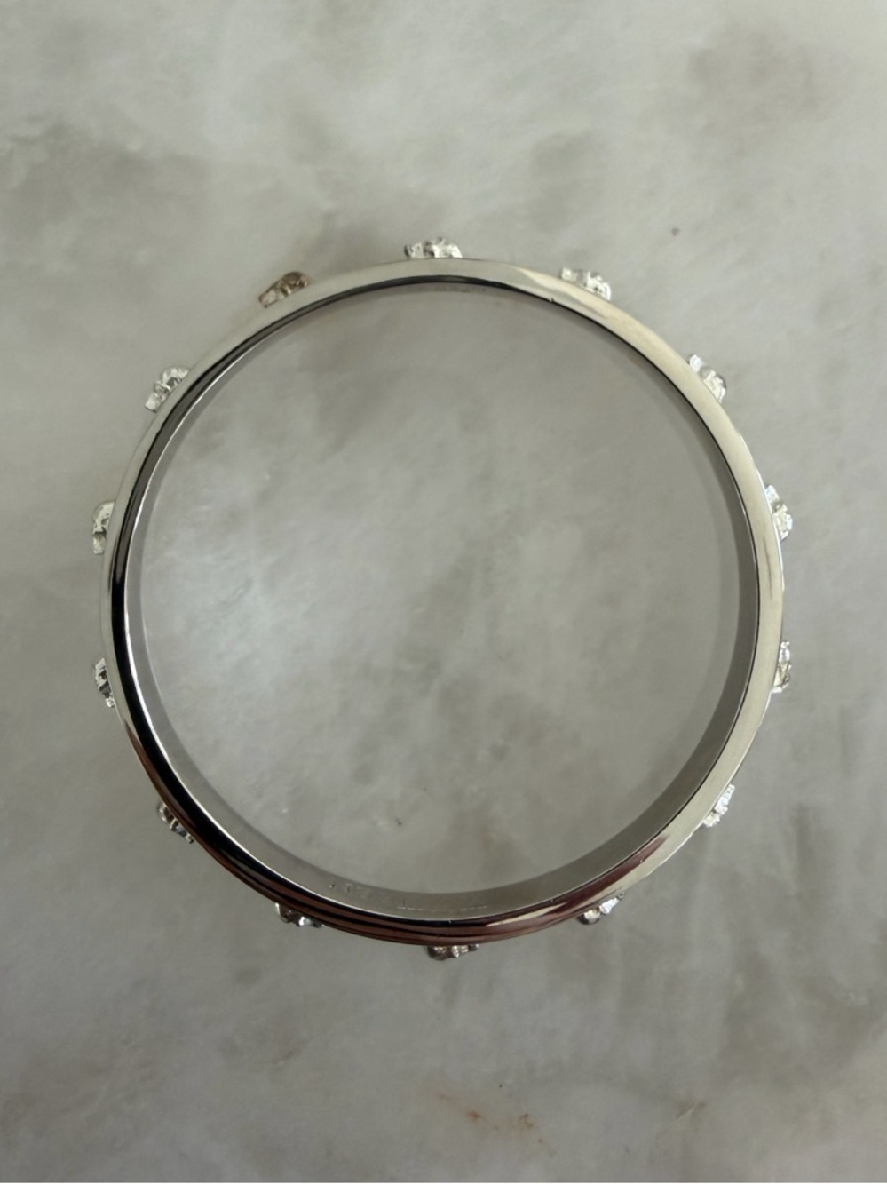Alexander McQueen Silver-Tone Skull Bangle Bracelet - Picture 8 of 9